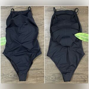 *NWT* FARM Rio 3D Palm Leaf Cut-out One Piece Swimsuit